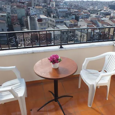 Apartment White Taksim