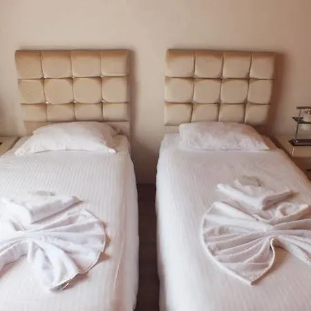White Taksim Apartment *
